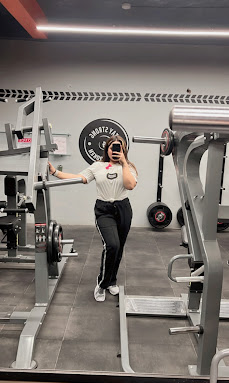 Group Zumba & Dance Fitness Studio